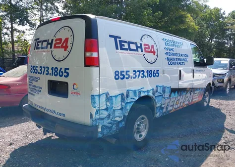 2017 Chevrolet Express 2500 Work Van из США, поврежденный, VIN 1GCWGAFFXH1255574